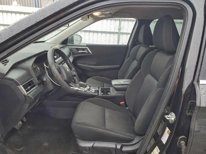 2022 MITSUBISHI OUTLANDER ES  