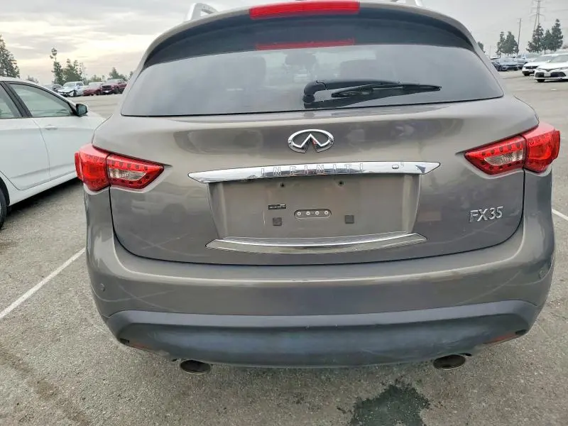 2010 INFINITI FX35   
