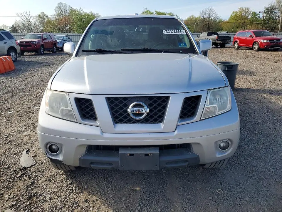 2012 NISSAN FRONTIER S  