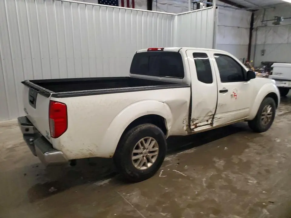 2019 NISSAN FRONTIER SV V6  