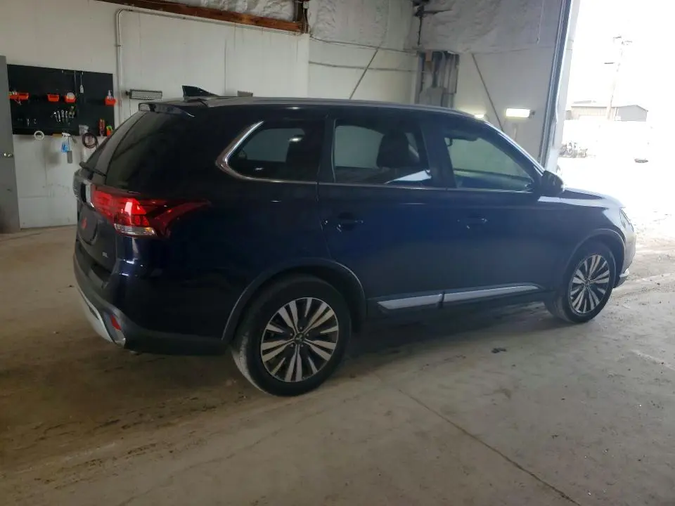 2020 MITSUBISHI OUTLANDER SE  