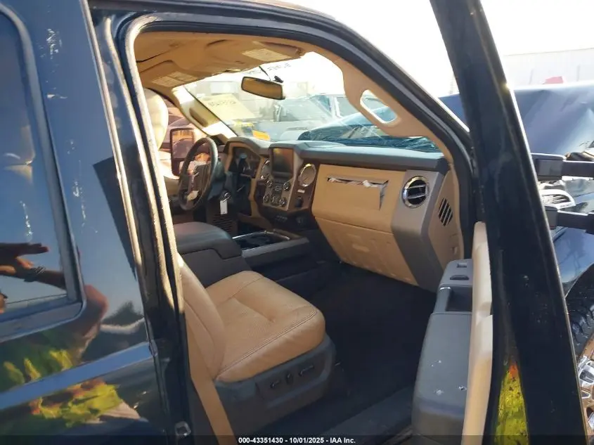 2015 FORD F-250 LARIAT