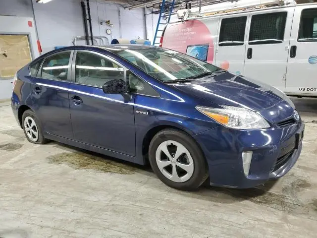 2015 TOYOTA PRIUS   