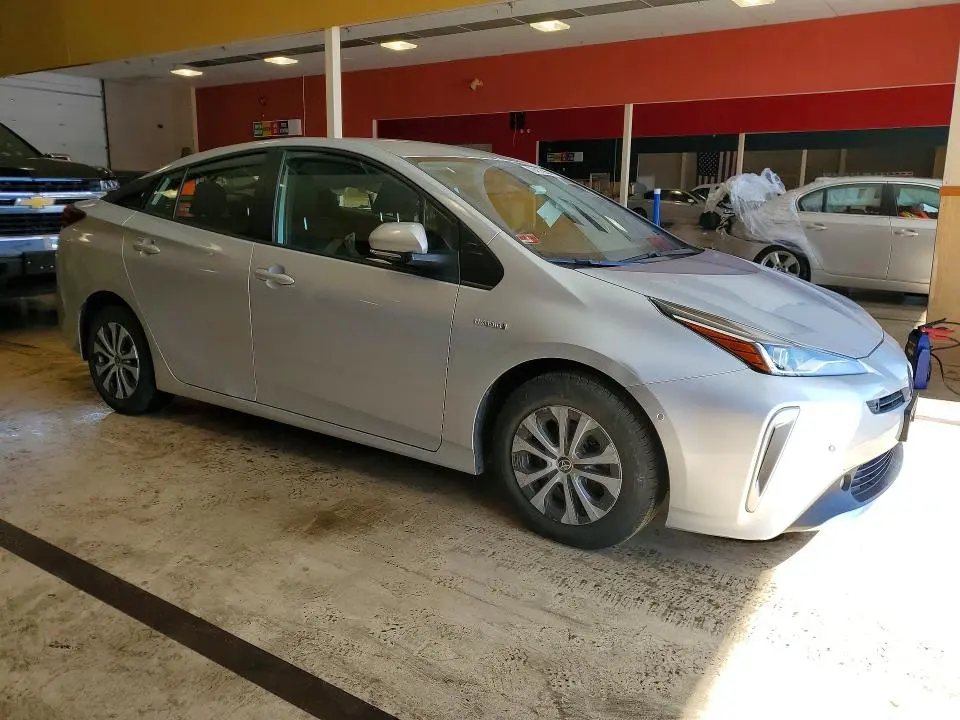 2022 TOYOTA PRIUS   