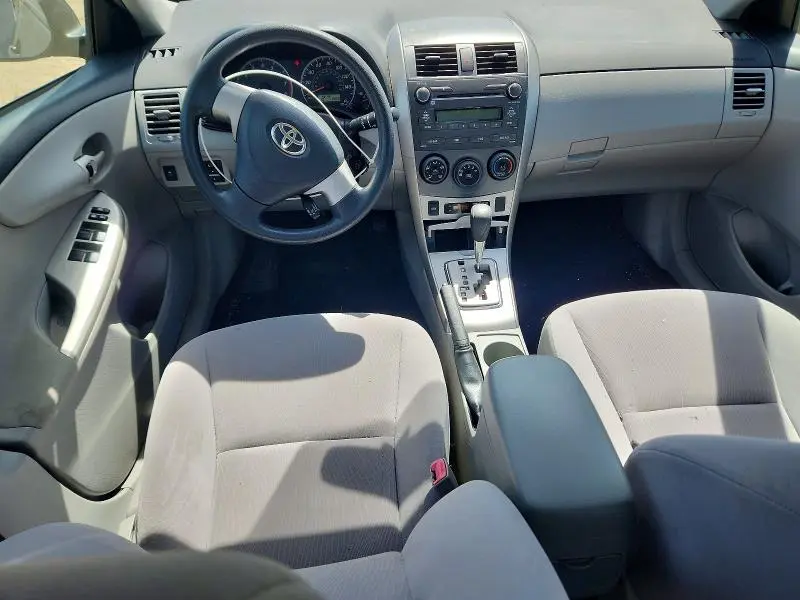2011 TOYOTA COROLLA LE  