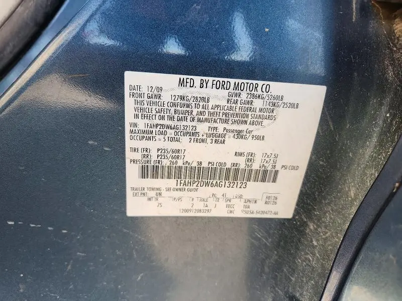 2010 FORD TAURUS SE  