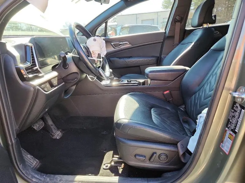 2024 KIA SPORTAGE X-LINE  