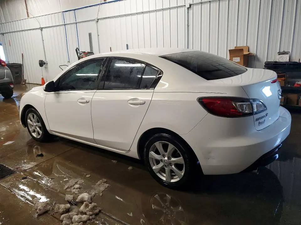 2011 MAZDA 3 I  