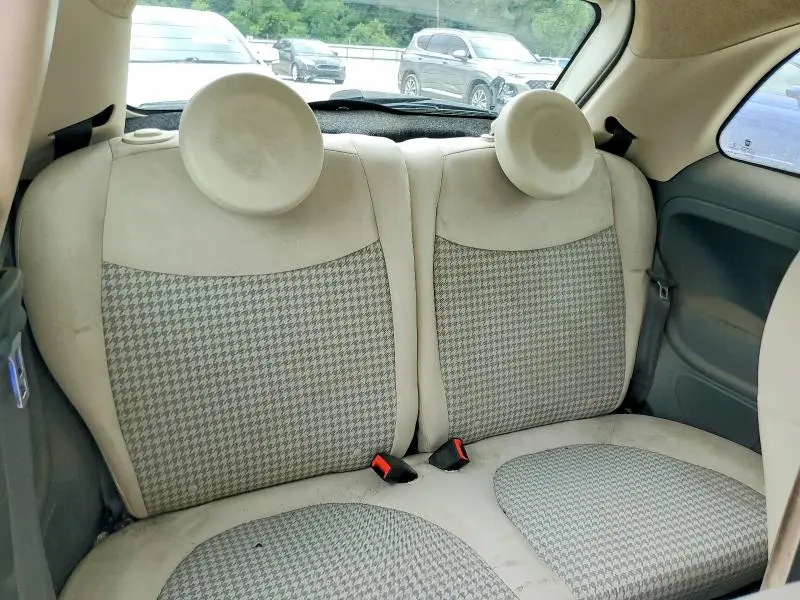 2017 FIAT 500 POP  