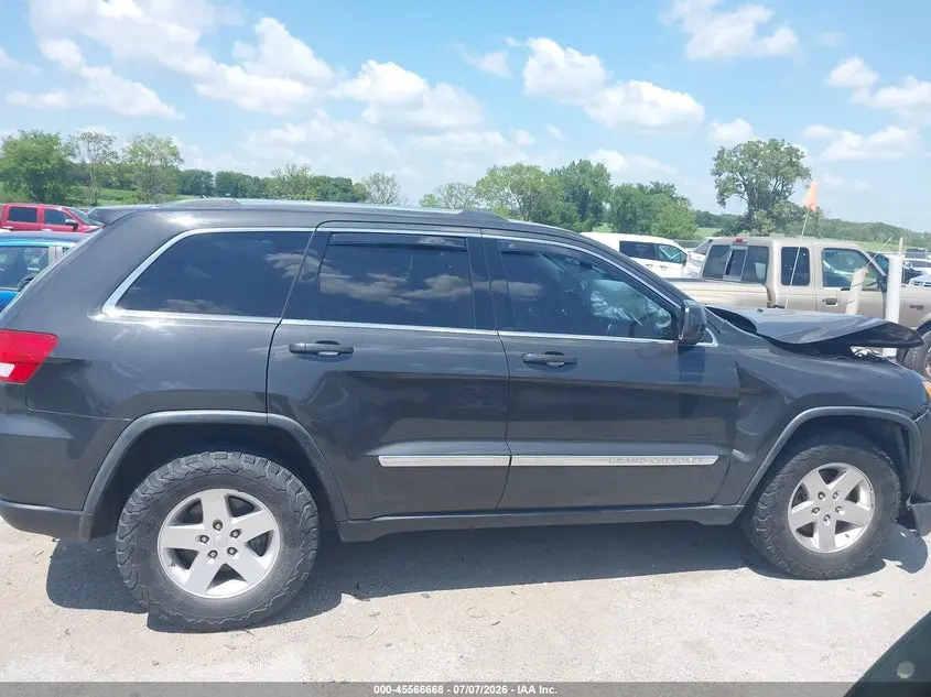 2011 JEEP GRAND CHEROKEE LAREDO