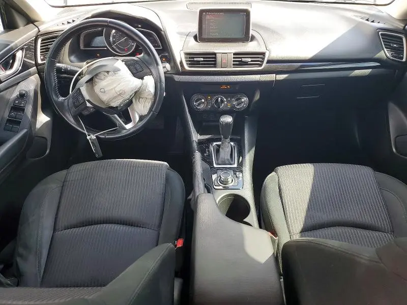 2015 MAZDA 3 TOURING  