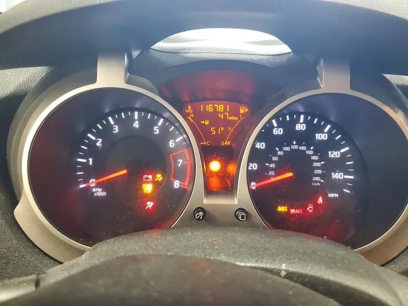 2016 NISSAN JUKE   