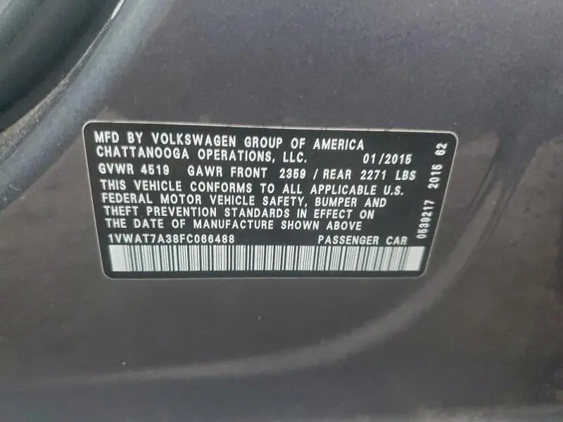 2015 VOLKSWAGEN PASSAT S  