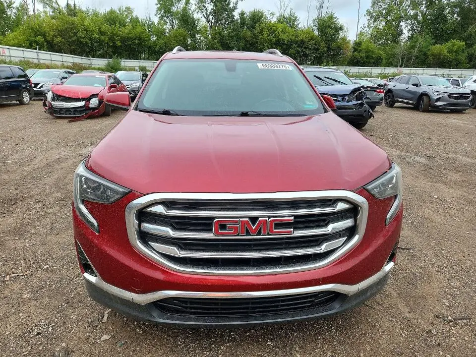2019 GMC TERRAIN SLT  