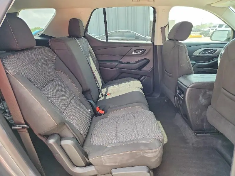 2019 CHEVROLET TRAVERSE LS  