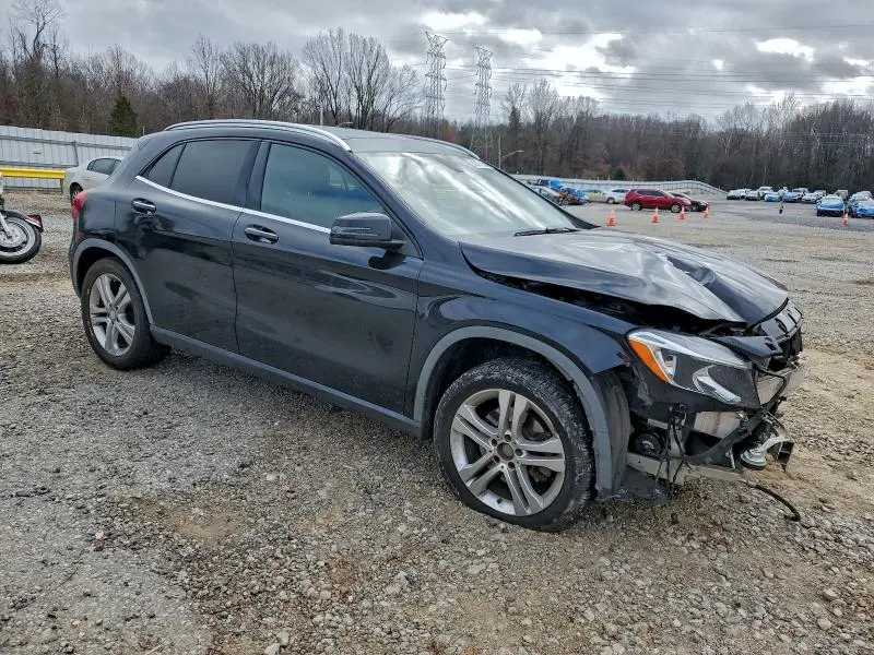 2015 MERCEDES-BENZ GLA 250  
