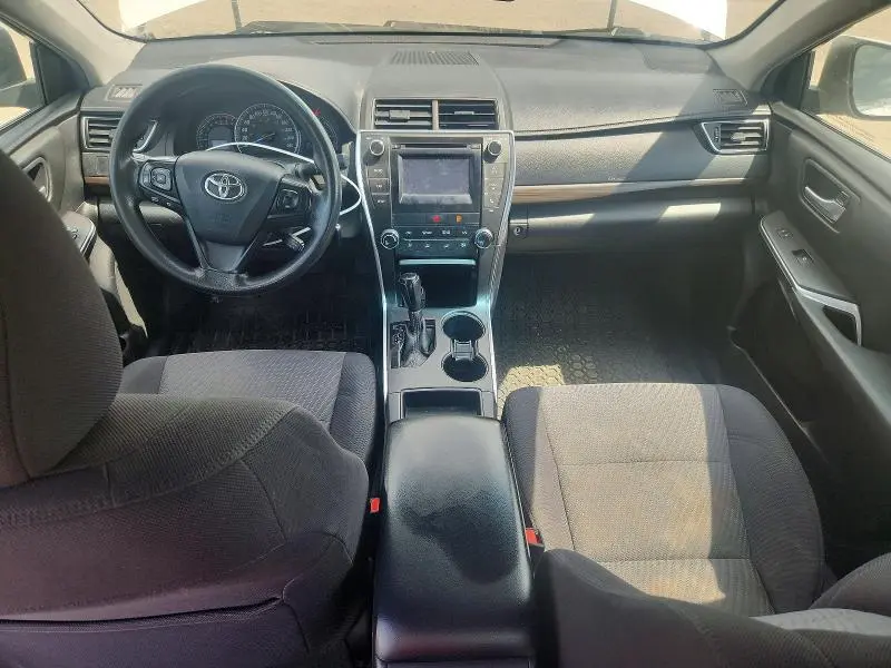 2015 TOYOTA CAMRY LE  