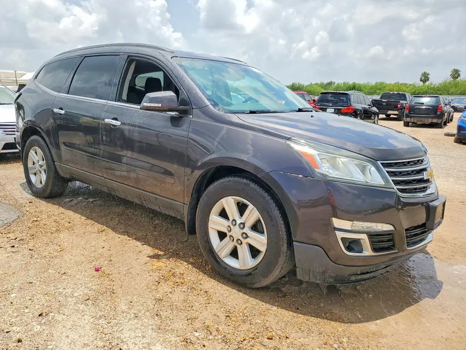 2014 CHEVROLET TRAVERSE LT  