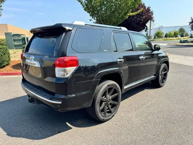 2013 TOYOTA 4RUNNER SR5  