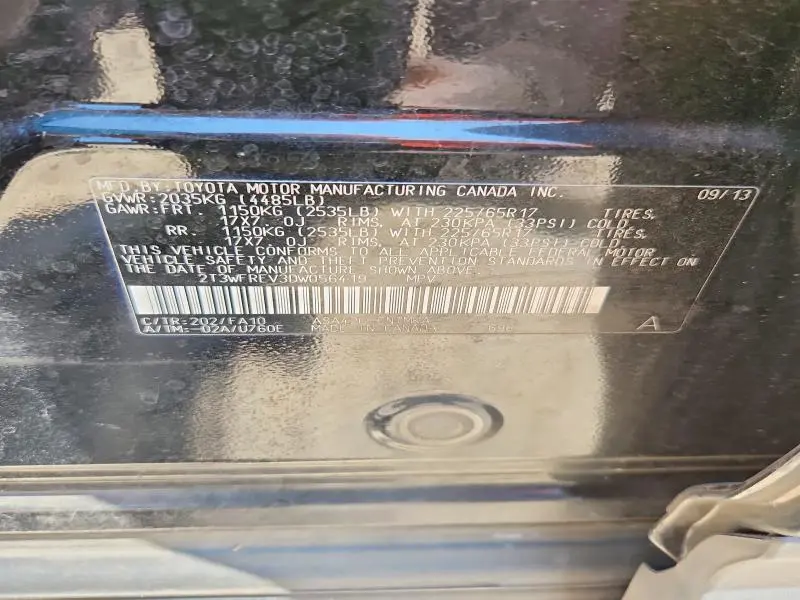 2013 TOYOTA RAV4 XLE  
