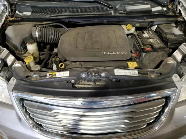 2013 CHRYSLER TOWN & COUNTRY TOURING L  