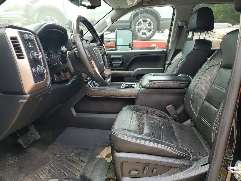 2018 GMC SIERRA K2500 DENALI  