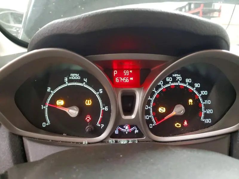 2011 FORD FIESTA SE  