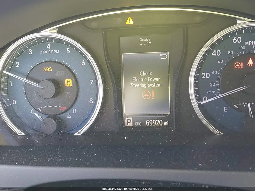 2017 TOYOTA CAMRY XLE