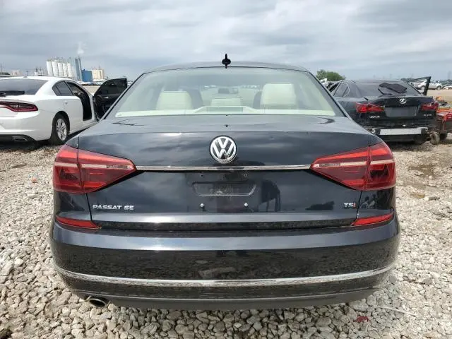 2017 VOLKSWAGEN PASSAT SE  