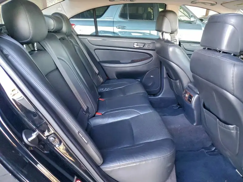 2011 HYUNDAI GENESIS 4.6L V8  