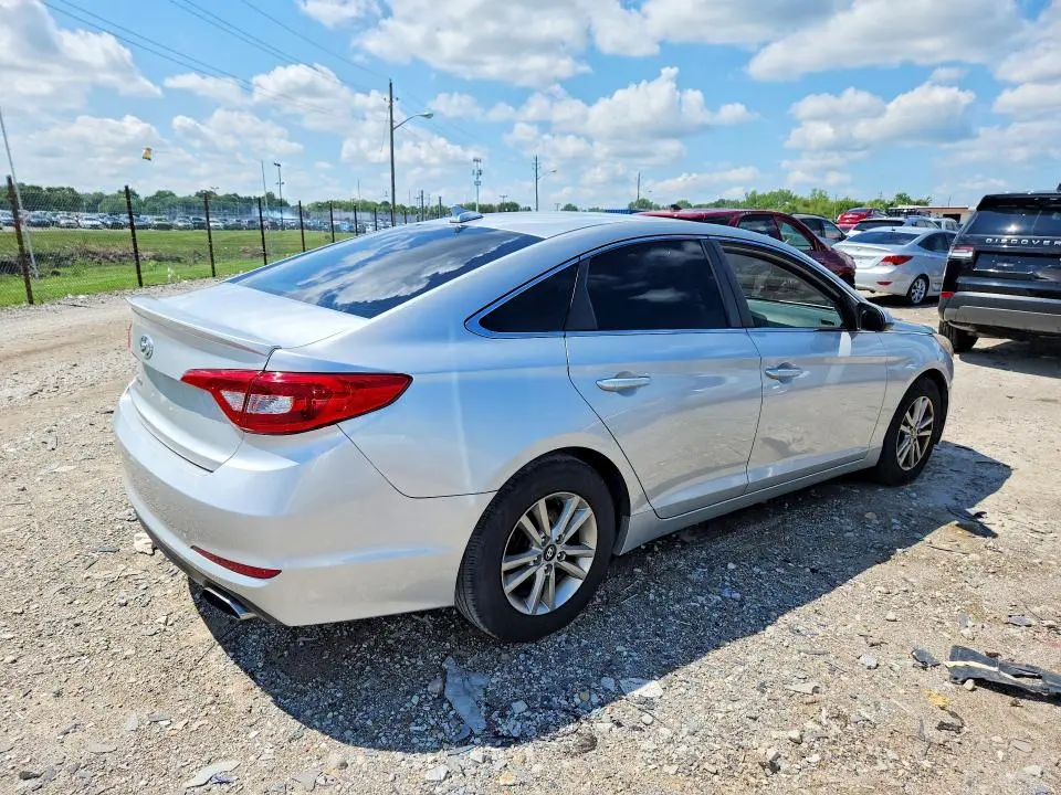 2017 HYUNDAI SONATA SE  