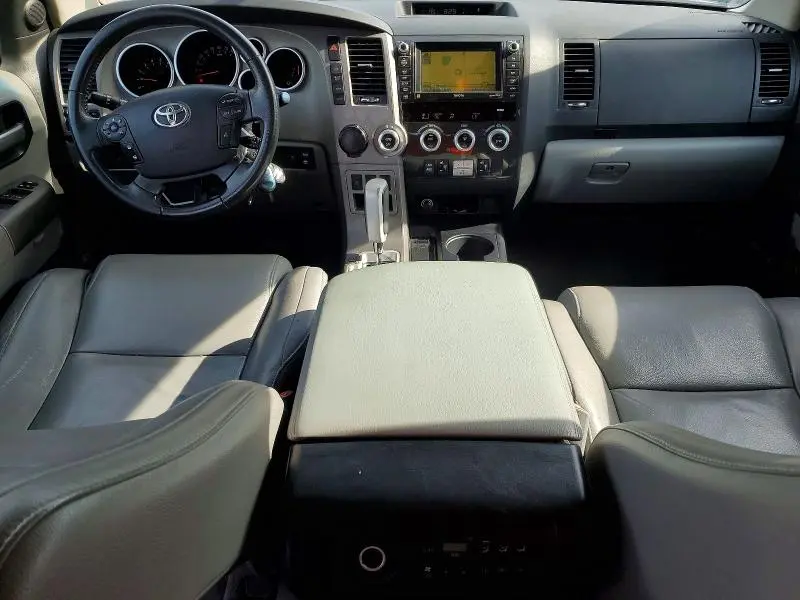 2010 TOYOTA SEQUOIA LIMITED  