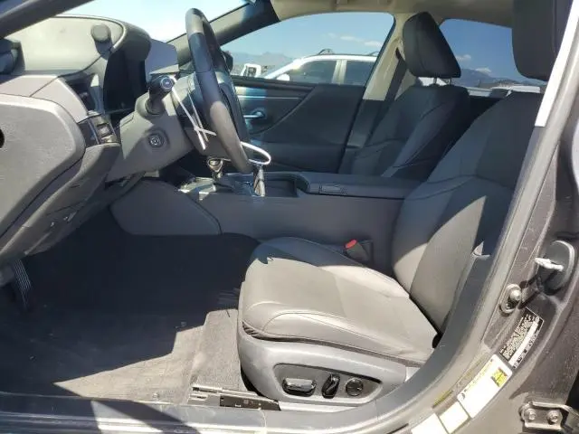 2024 LEXUS ES 300H BASE  