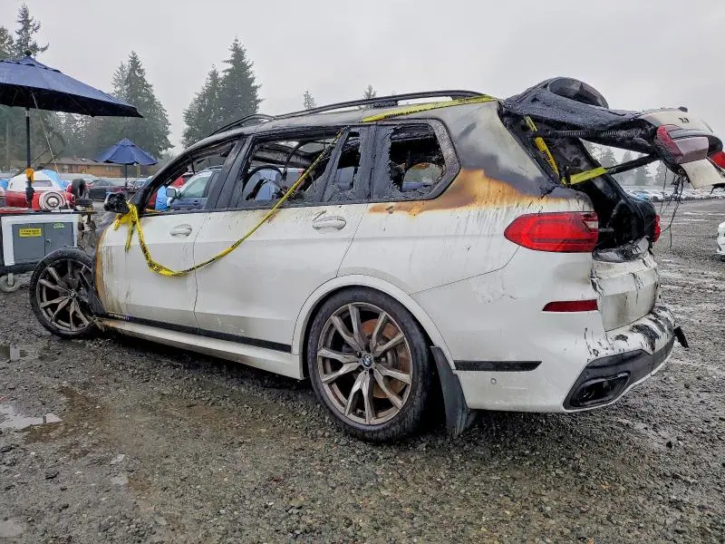 2020 BMW X7 M50I  