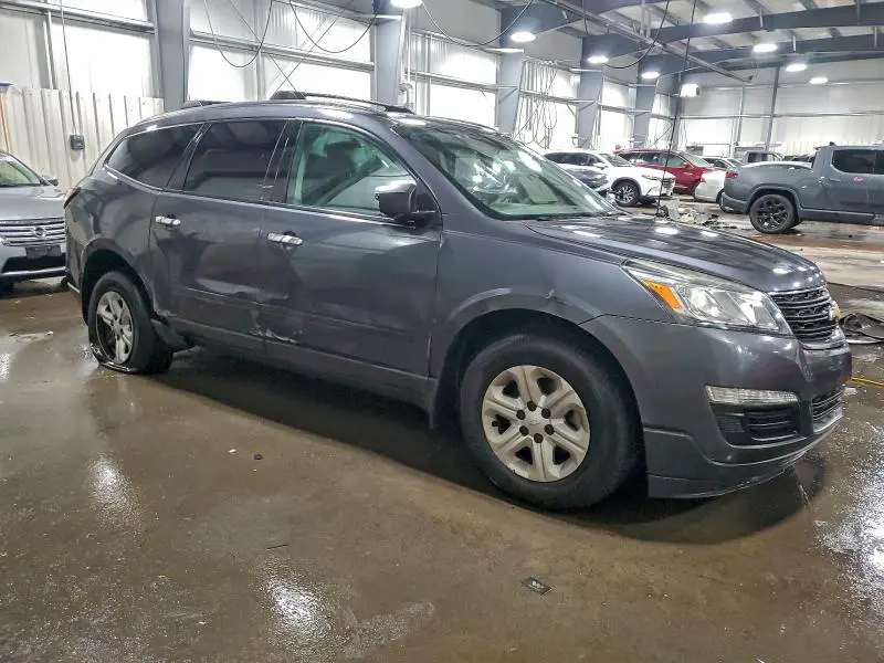 2014 CHEVROLET TRAVERSE LS  