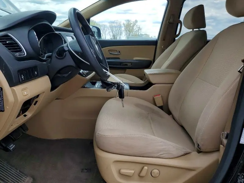2018 KIA SEDONA LX  