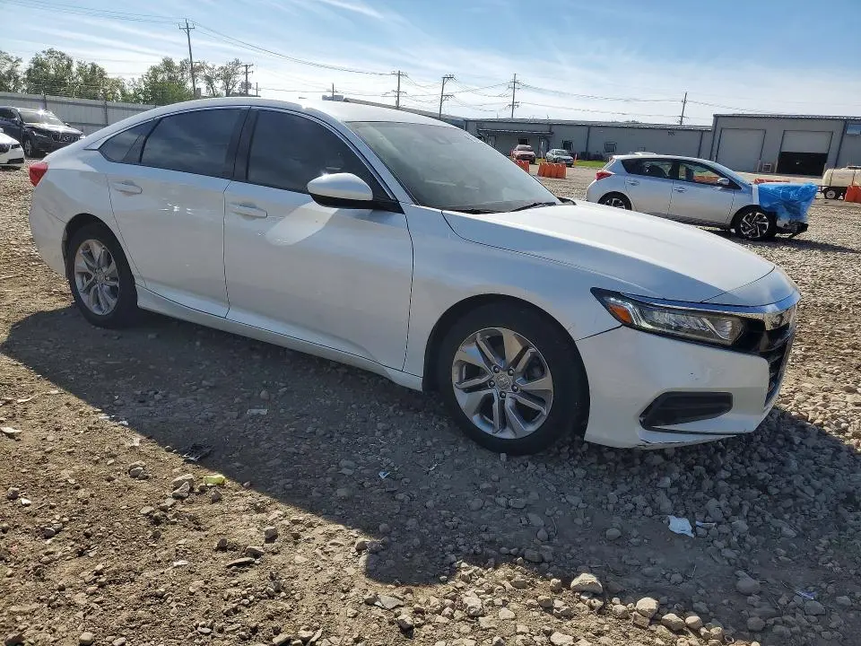 2018 HONDA ACCORD LX  