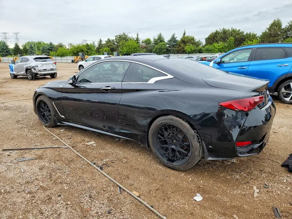 2022 INFINITI Q60 LUXE  