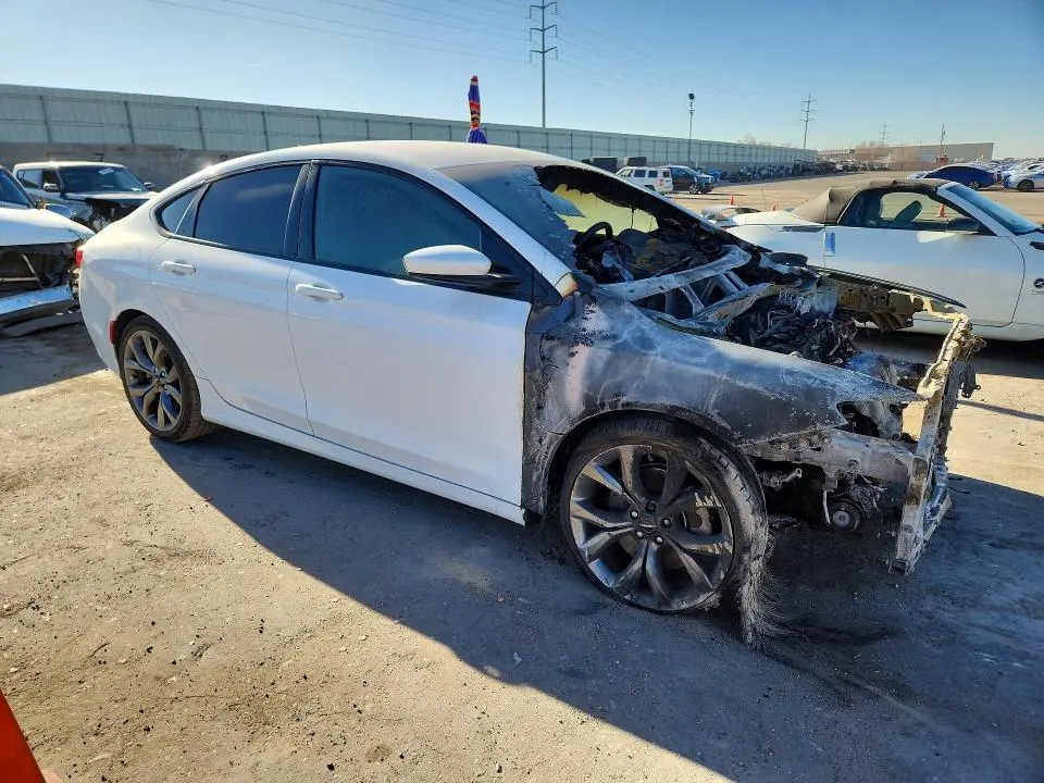 2016 CHRYSLER 200 S  