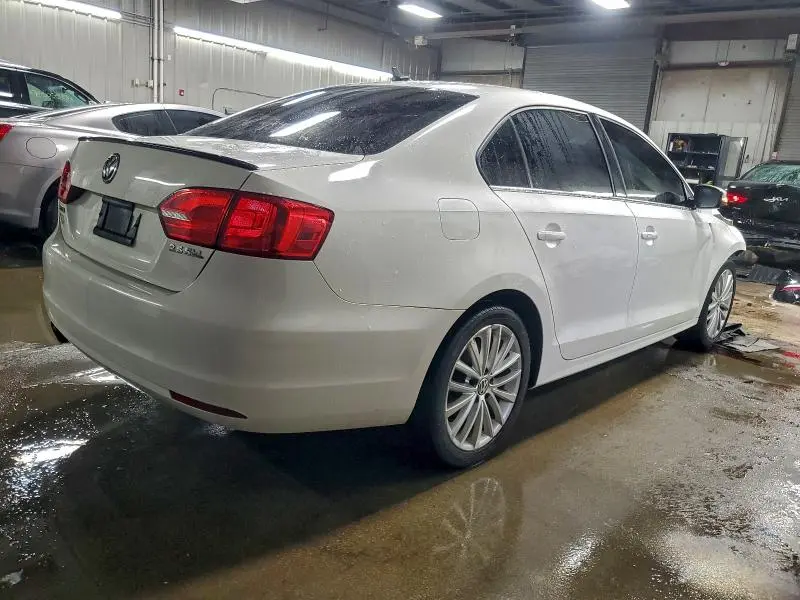 2012 VOLKSWAGEN JETTA SEL  