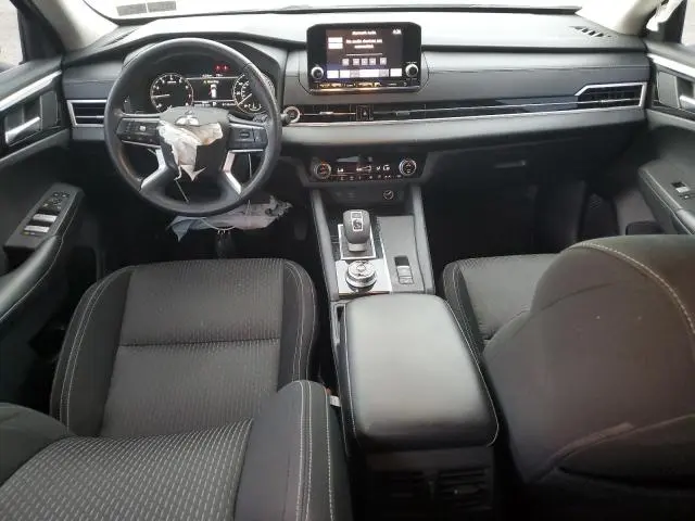 2022 MITSUBISHI OUTLANDER ES  