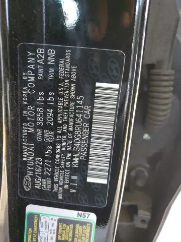 2024 HYUNDAI ELANTRA SEL  