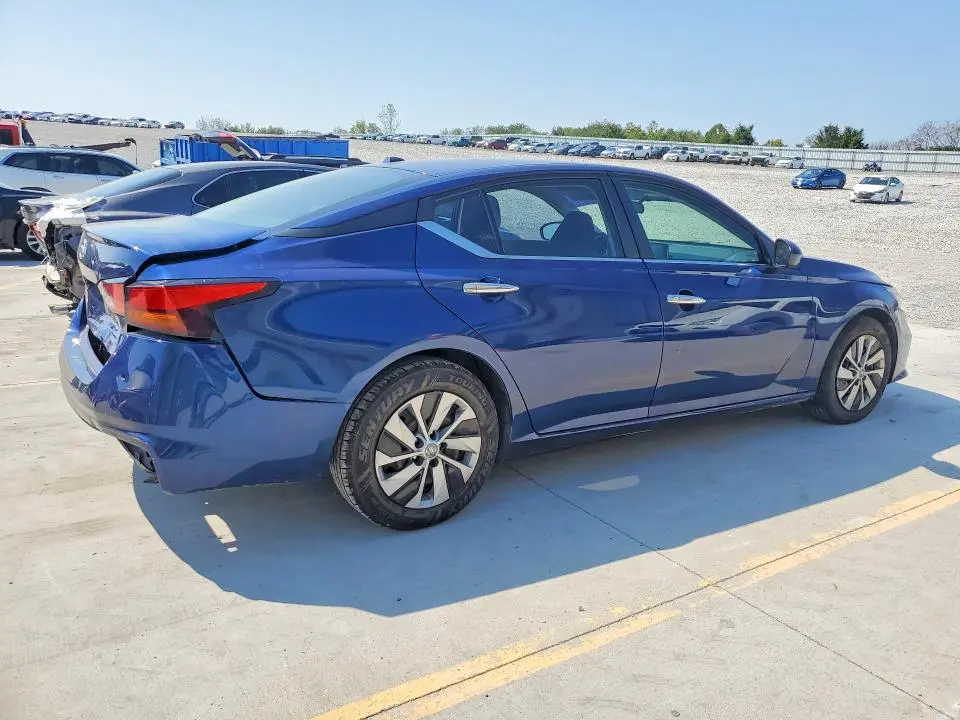 2020 NISSAN ALTIMA S  