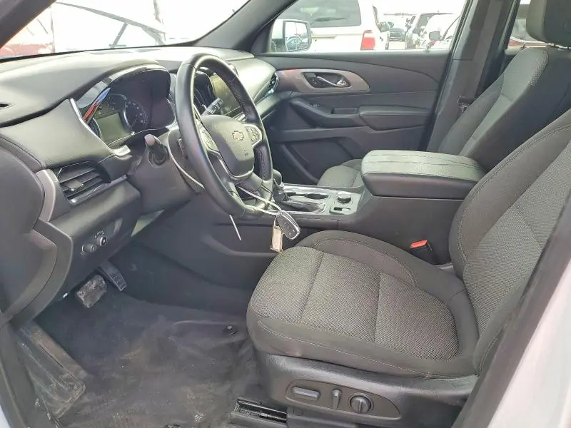 2023 CHEVROLET TRAVERSE LT  