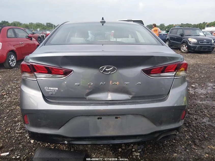 2018 HYUNDAI SONATA SE