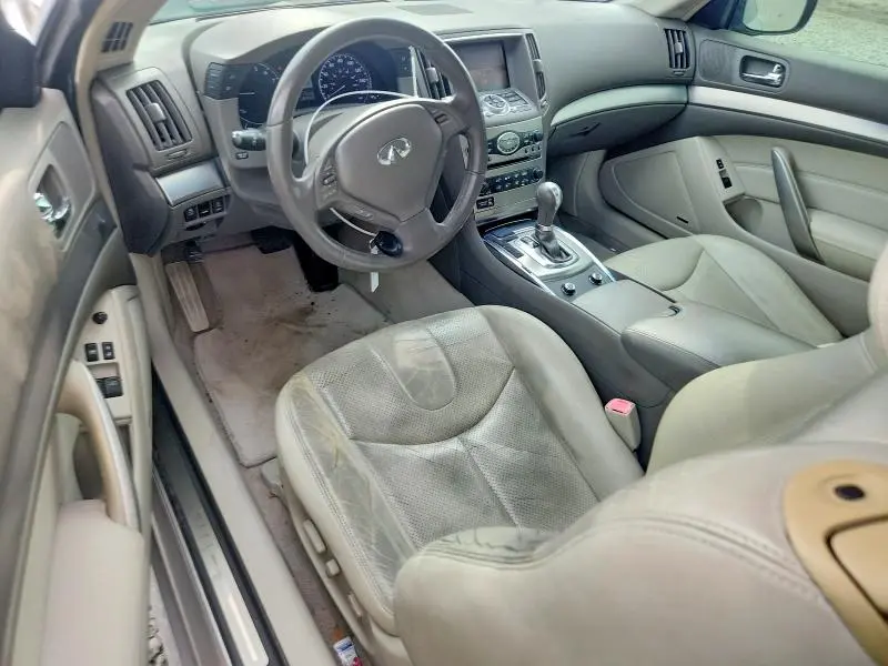 2011 INFINITI G37 BASE  