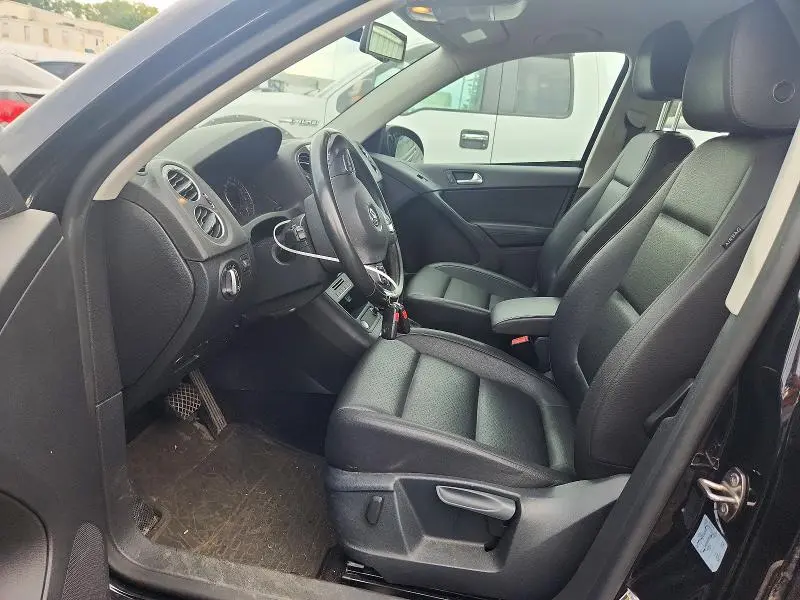 2016 VOLKSWAGEN TIGUAN S  