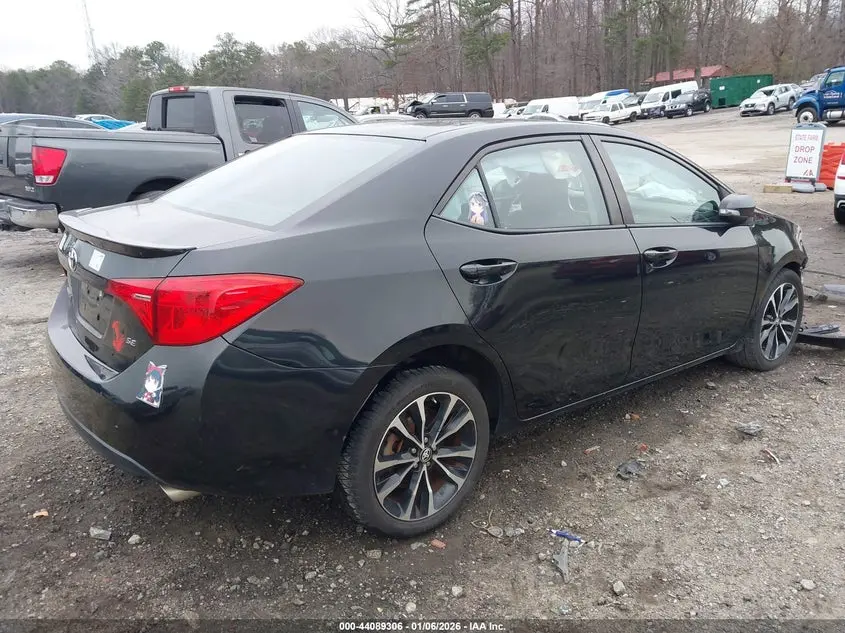 2017 TOYOTA COROLLA SE
