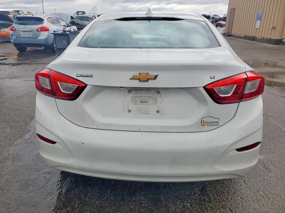 2017 CHEVROLET CRUZE LT  