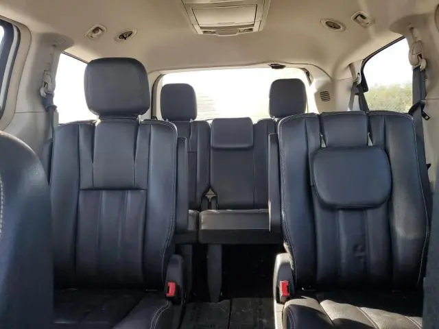 2013 CHRYSLER TOWN & COUNTRY TOURING  